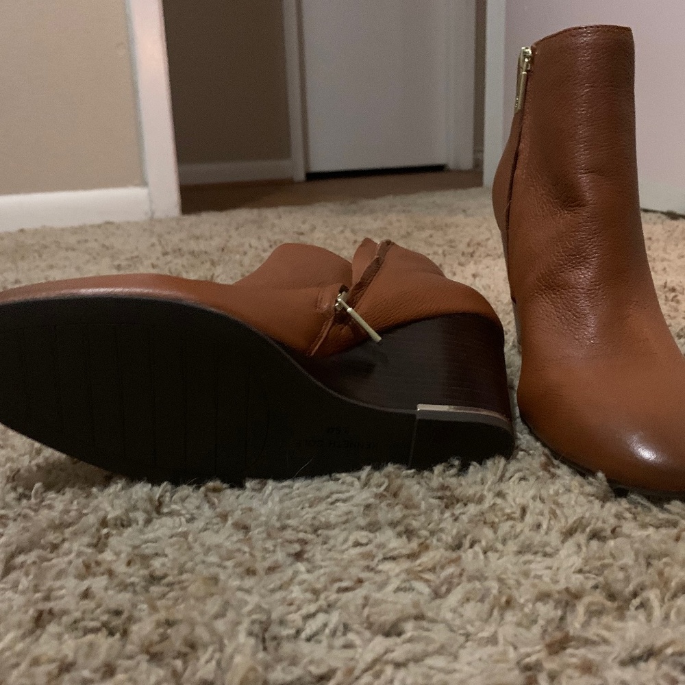 Ankle boots